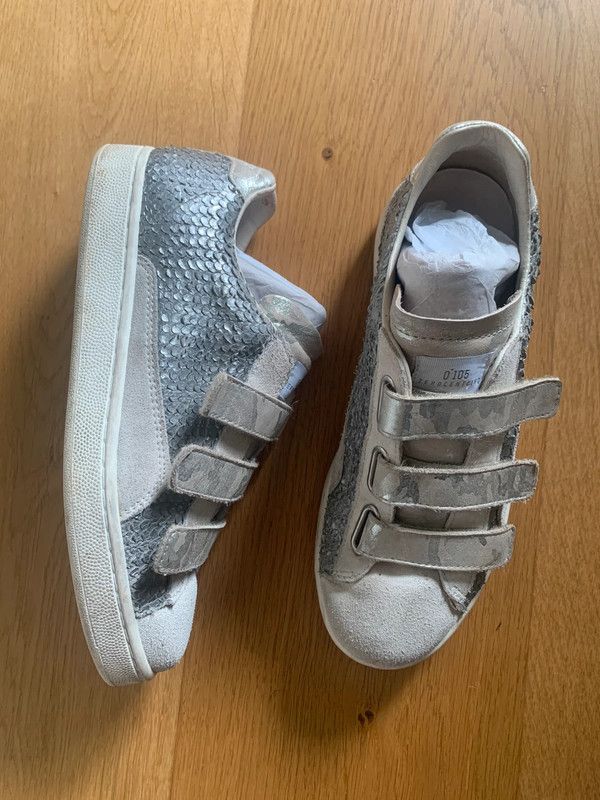 Cero cent cinq zapatilak irudia - iragarkilaburrak.eus